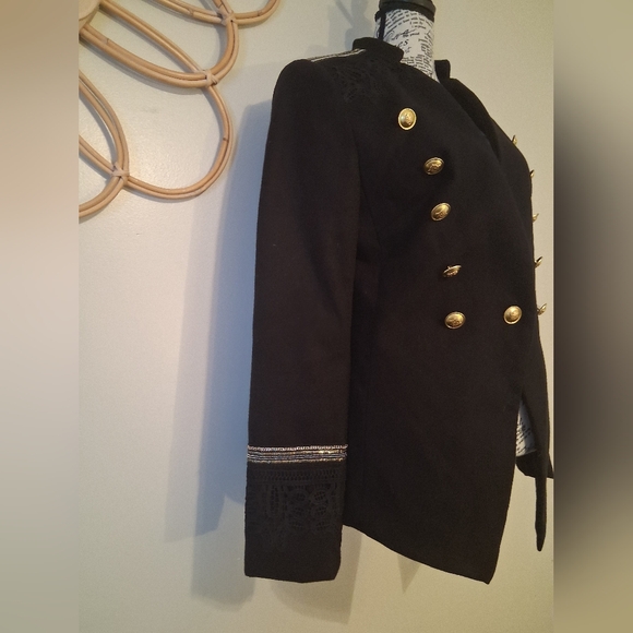 Romeo & Juliet Couture Military Lace Gold Buttons Blazer Jacket Size M - Picture 5 of 10
